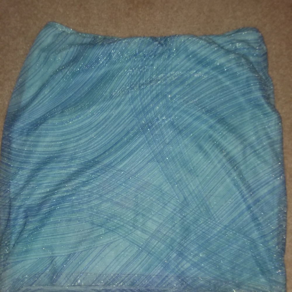 Layered shiny skirt